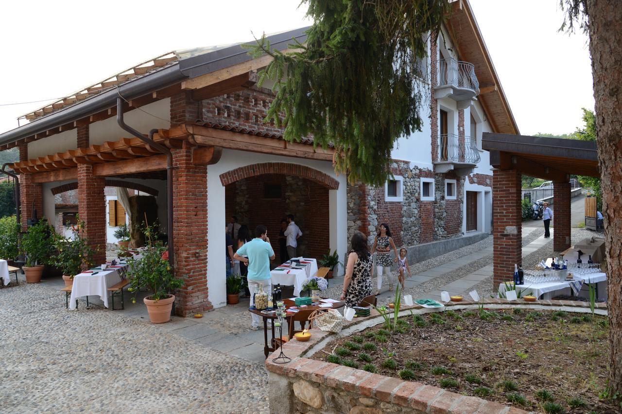 Relais Profumo Di Vino Panzió Borgomanero Kültér fotó