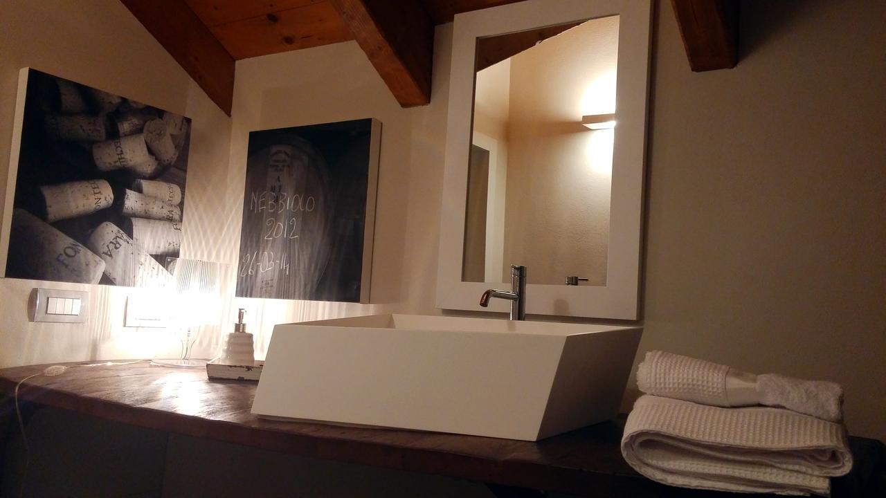 Relais Profumo Di Vino Panzió Borgomanero Kültér fotó