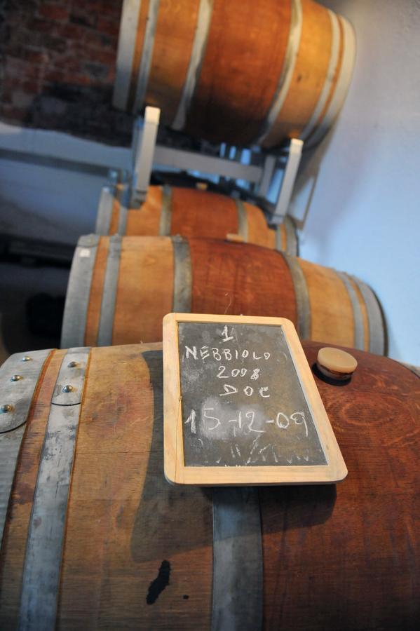 Relais Profumo Di Vino Panzió Borgomanero Kültér fotó