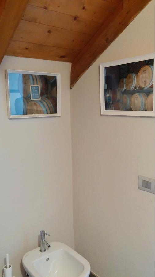 Relais Profumo Di Vino Panzió Borgomanero Kültér fotó