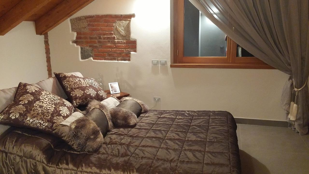 Relais Profumo Di Vino Panzió Borgomanero Kültér fotó